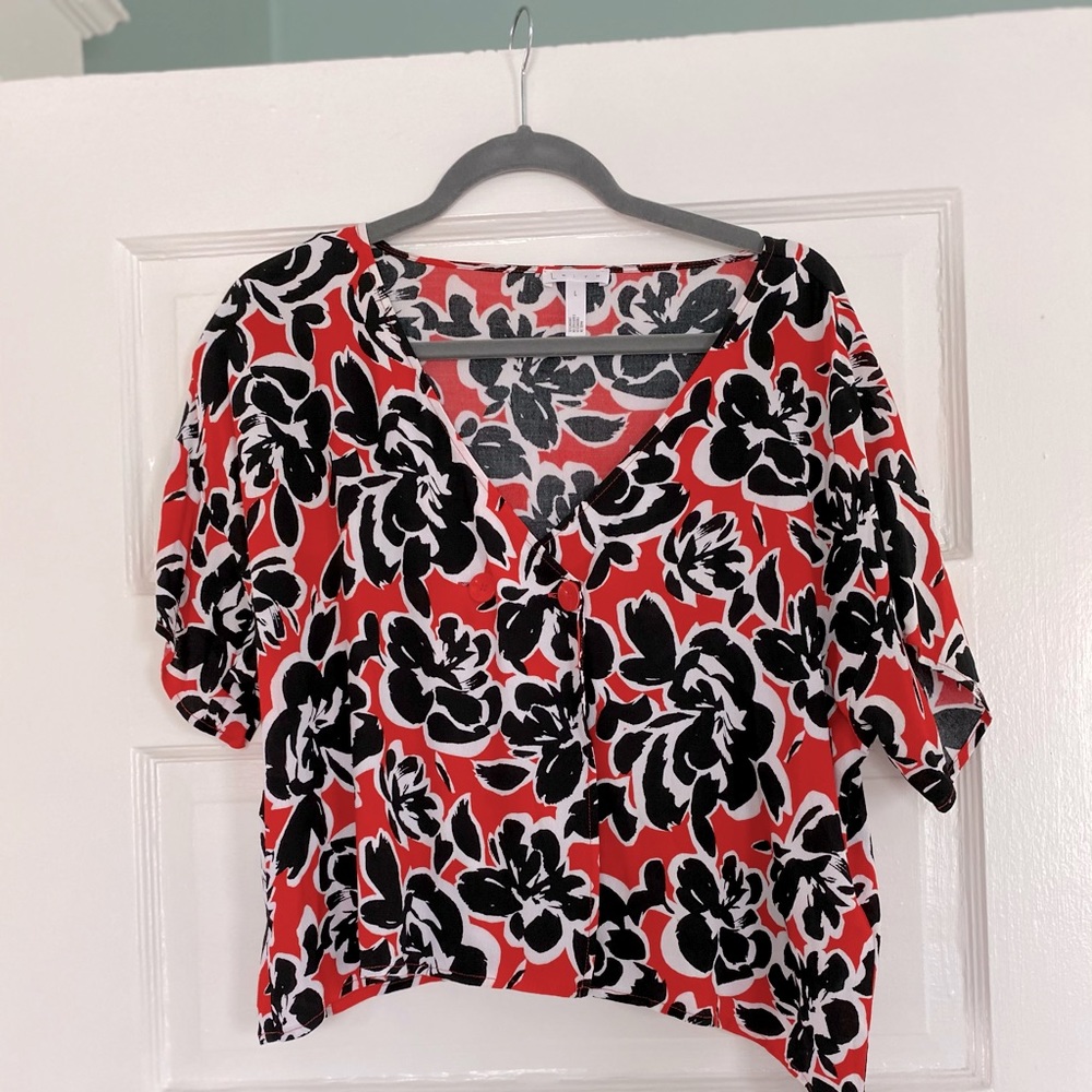 Leith Boxy Red and Black Floral Top